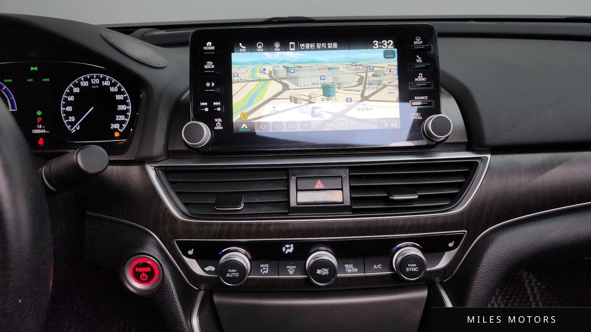 Honda 어코드 2018 — миниатюра 14