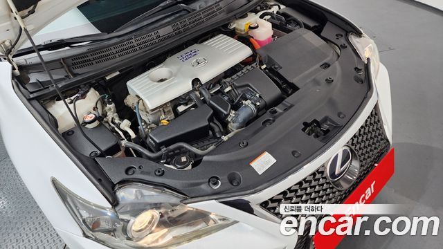 Лексус CT200h 2017 — миниатюра 6