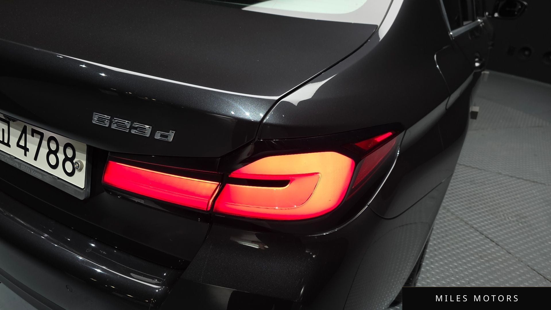 BMW 5 Series (G30) 2021 — миниатюра 8