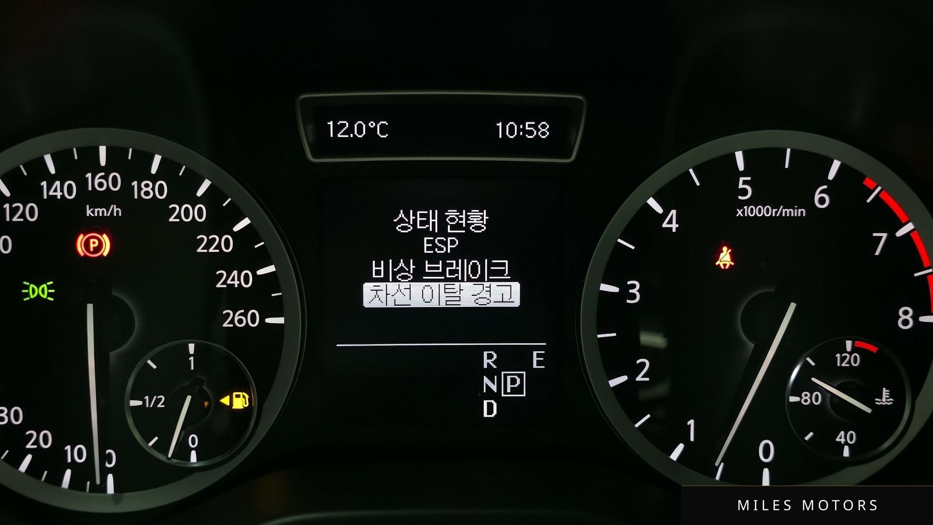 Infiniti Q30 2019 — миниатюра 17