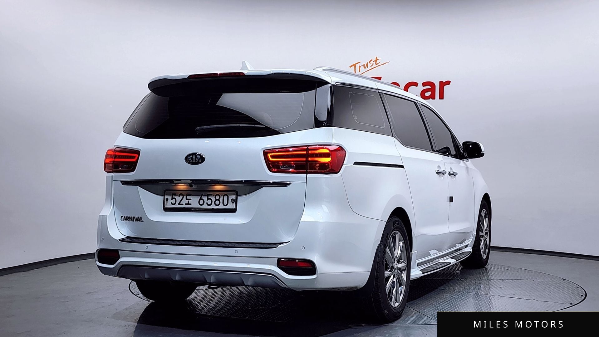 Kia Canival 2019 — миниатюра 2