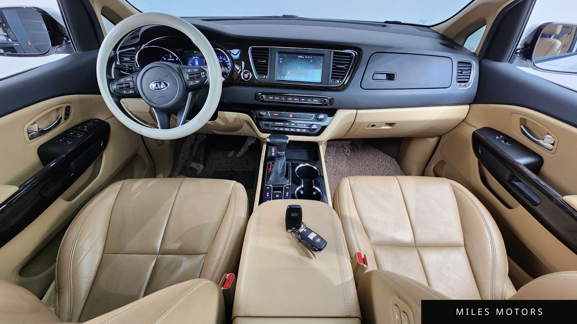 Kia Canival 2019 — миниатюра 10