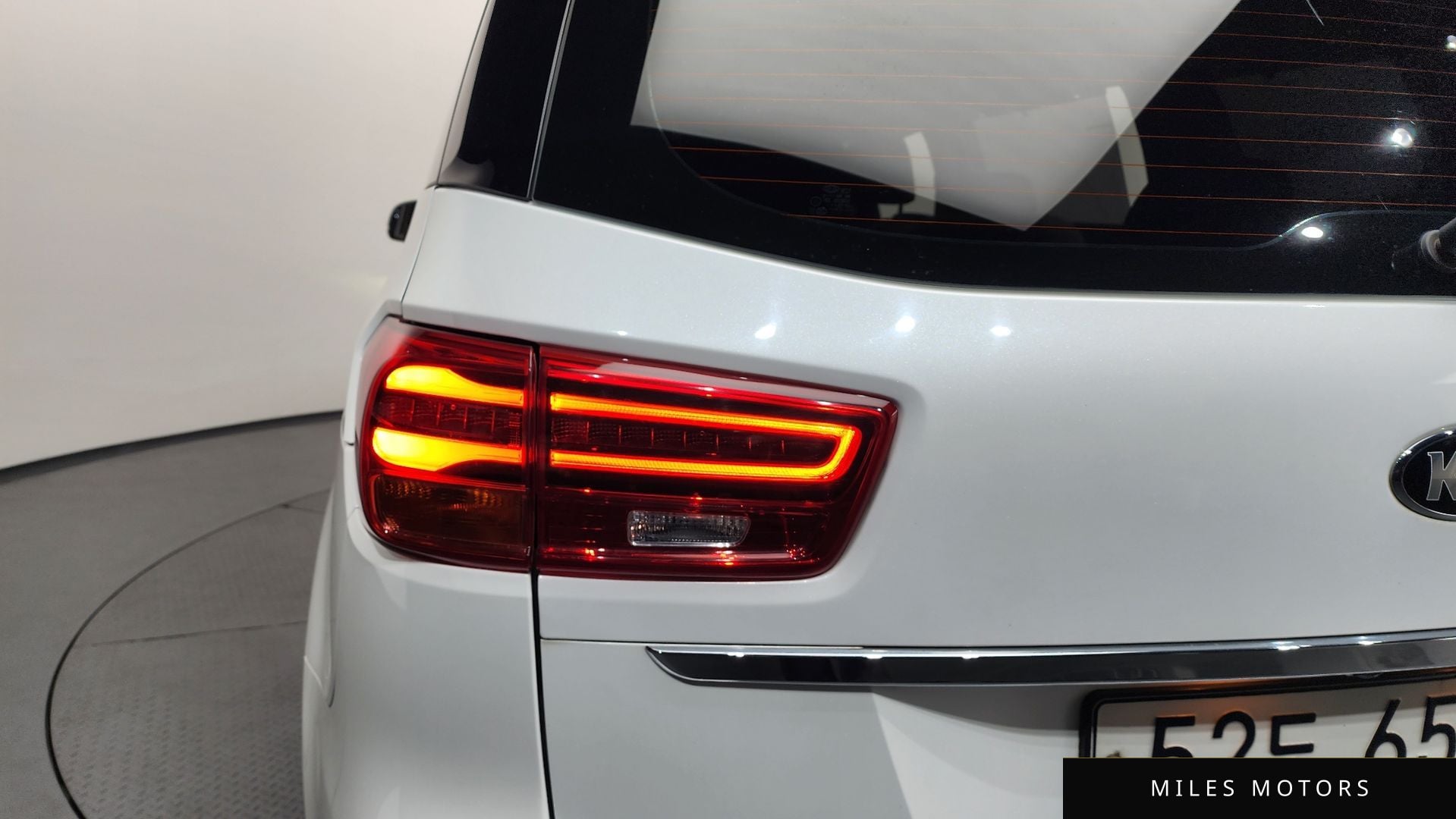 Kia Canival 2019 — миниатюра 9