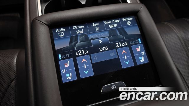 Лексус LS500h 2018 — миниатюра 18