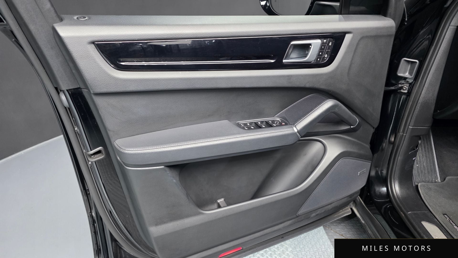 Porsche 카이엔 (PO536) 2022 — миниатюра 14