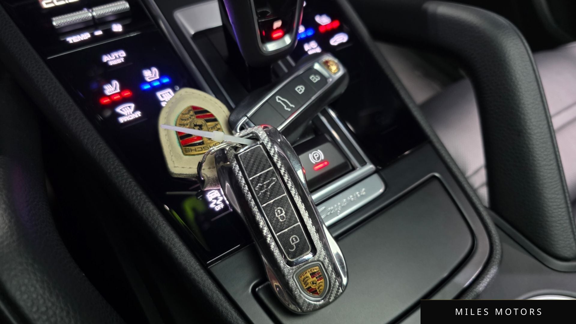 Porsche 카이엔 (PO536) 2022 — миниатюра 34
