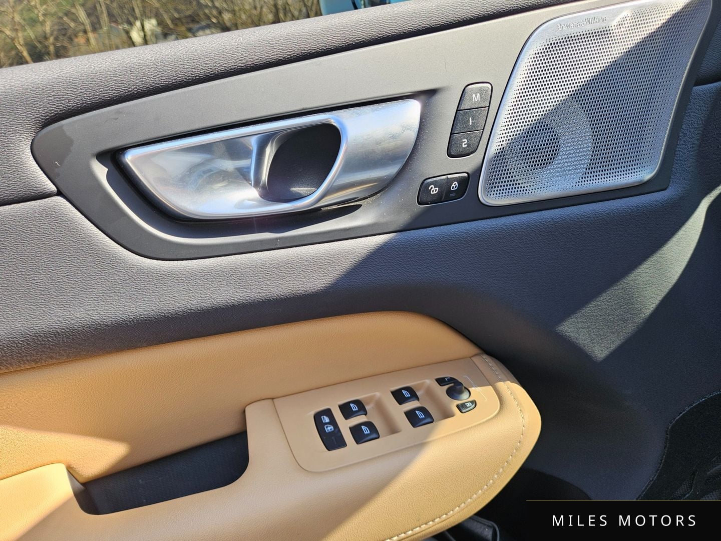 Volvo XC60 2024 — миниатюра 8