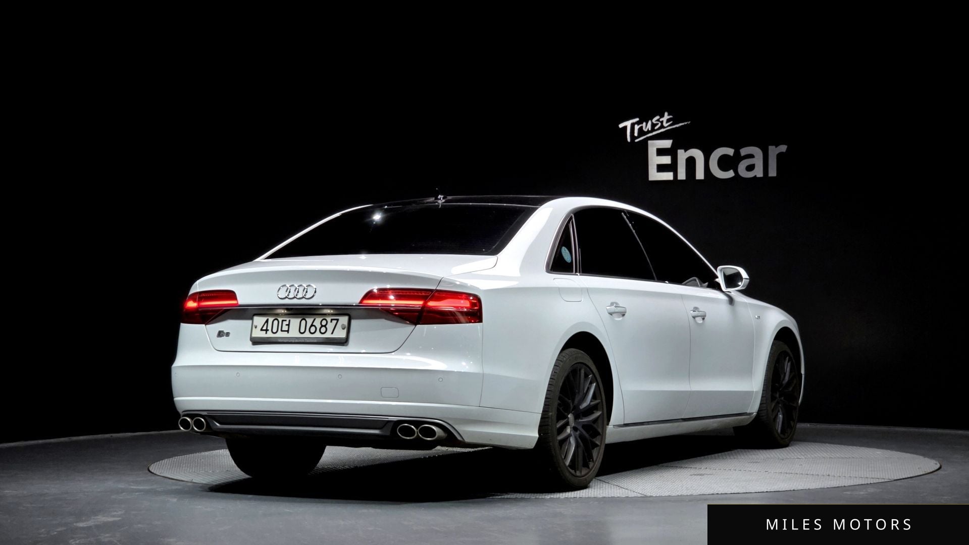 Audi A8 2015 — миниатюра 2