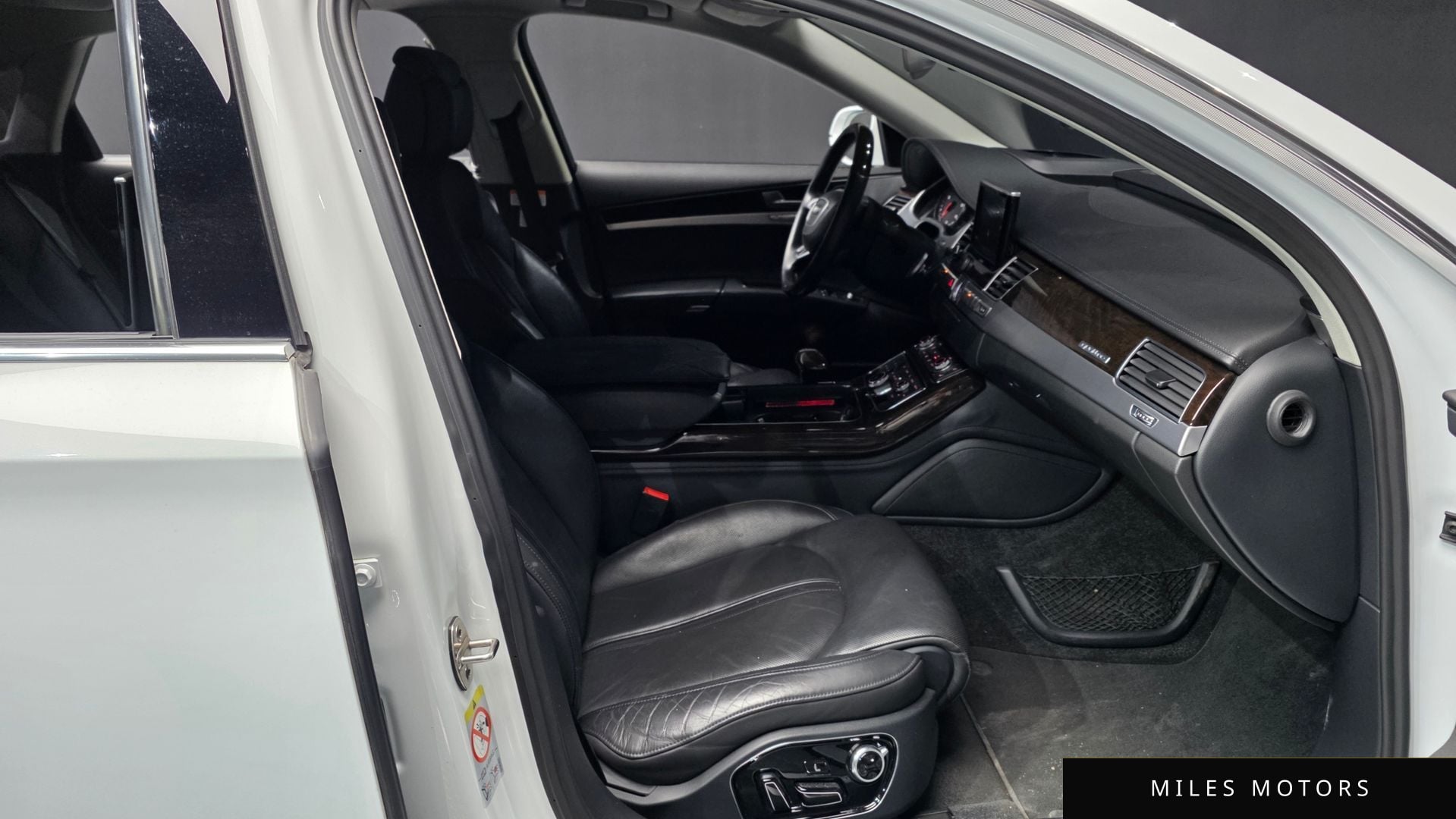 Audi A8 2015 — миниатюра 11