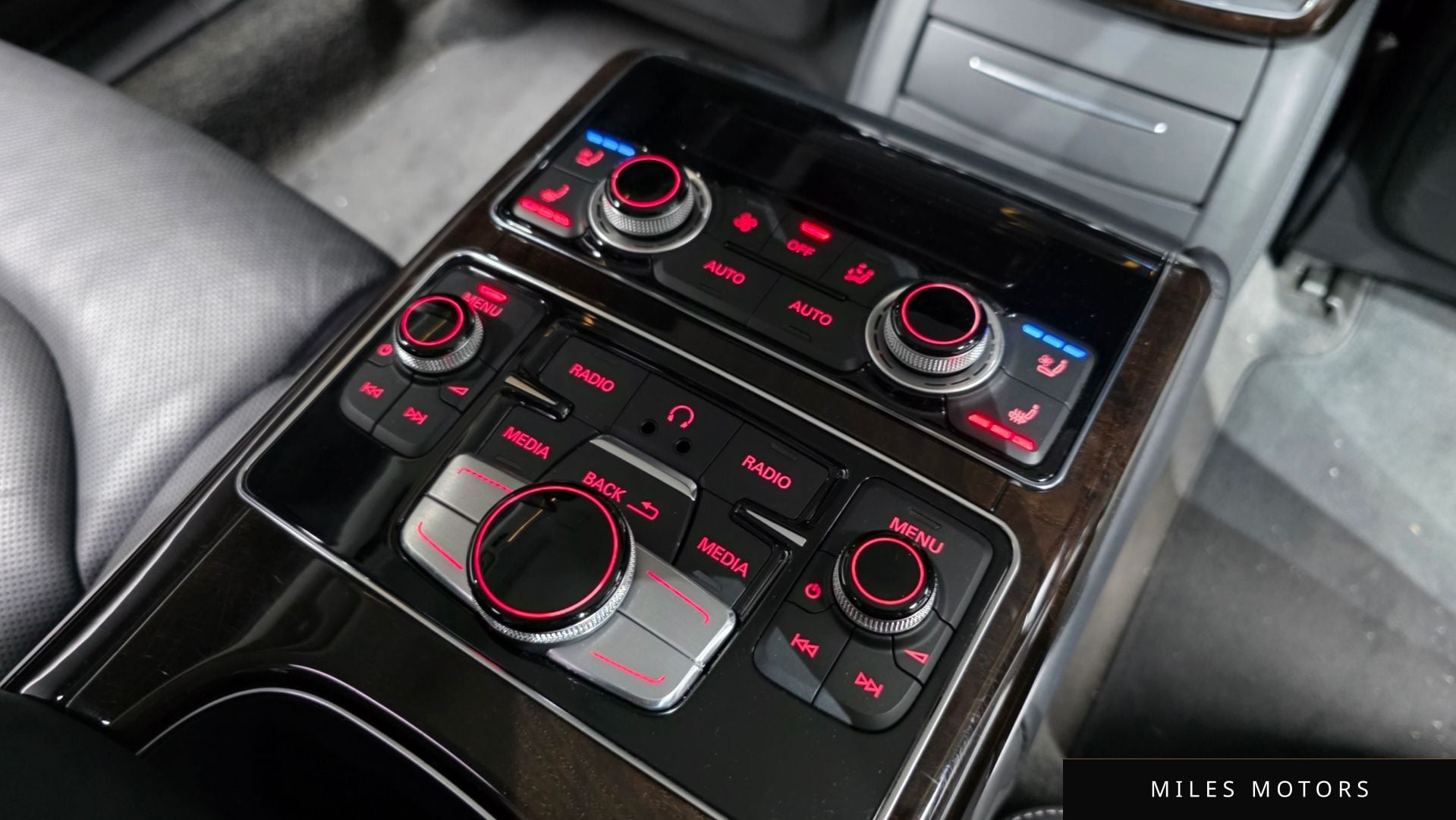 Audi A8 2015 — миниатюра 19