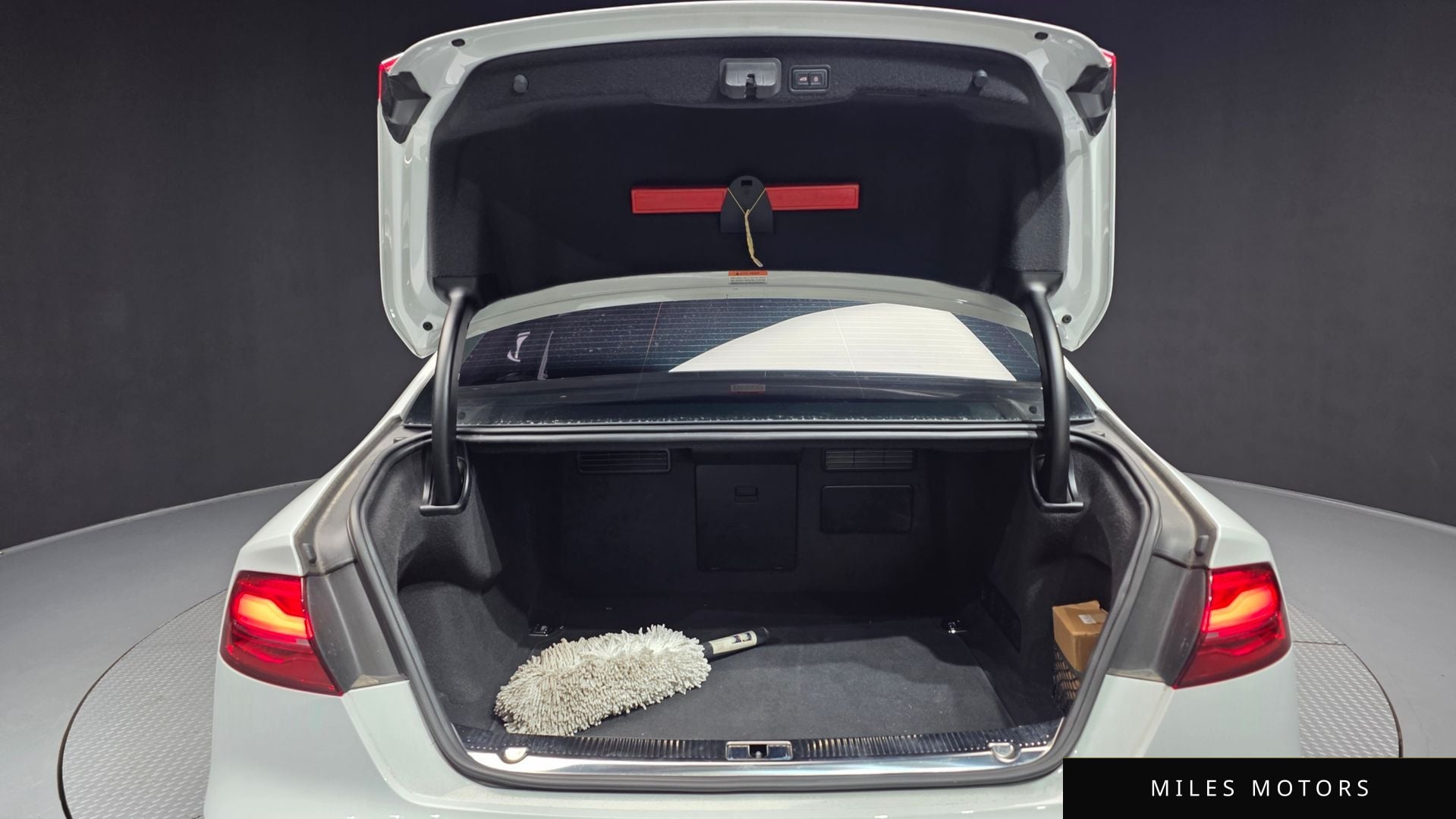 Audi A8 2015 — миниатюра 20