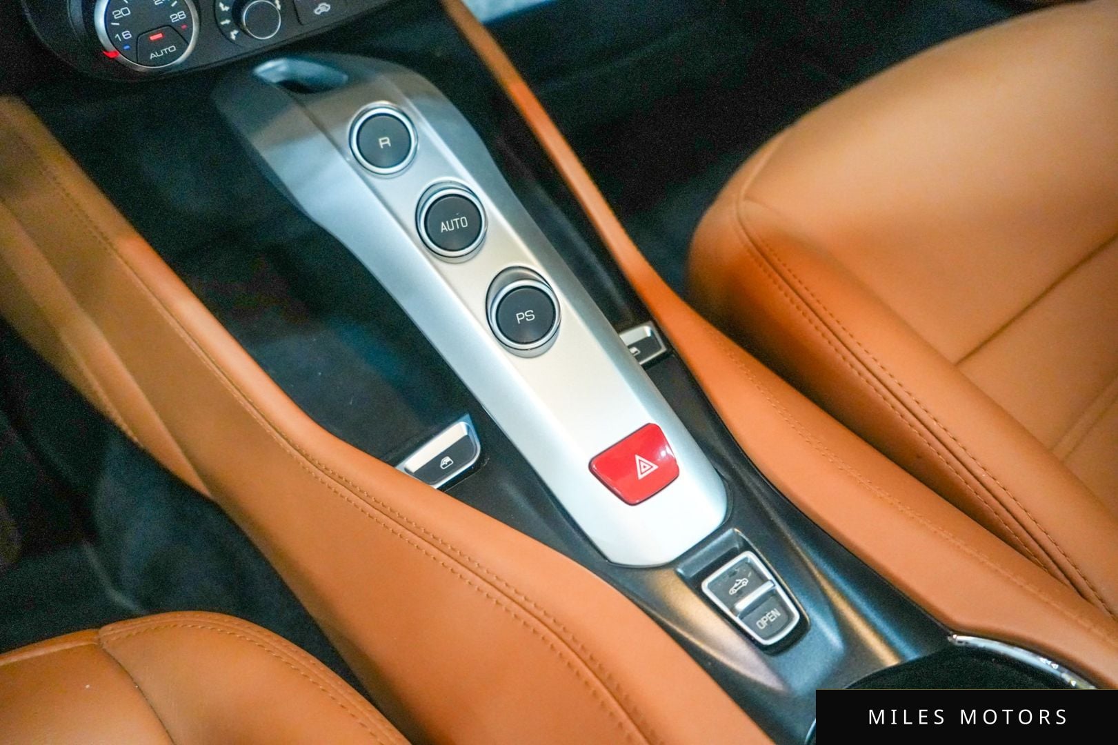 Ferrari 캘리포니아 2016 — миниатюра 9