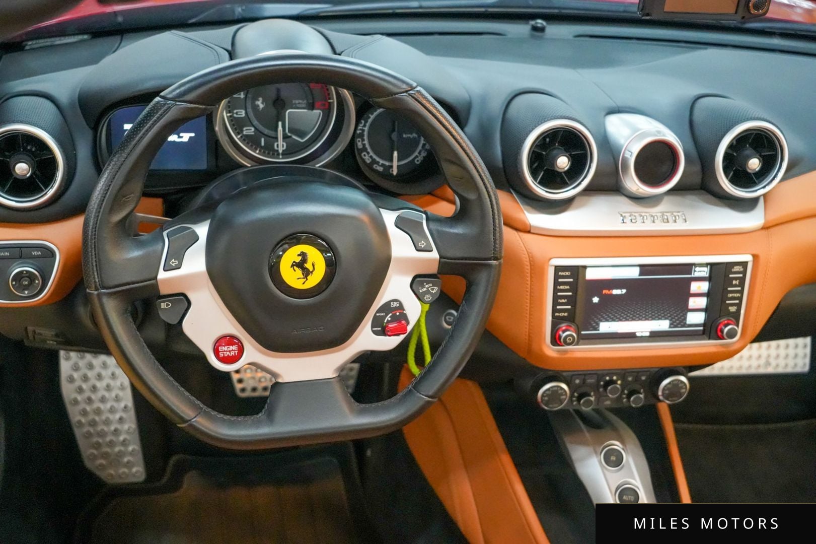 Ferrari 캘리포니아 2016 — миниатюра 11
