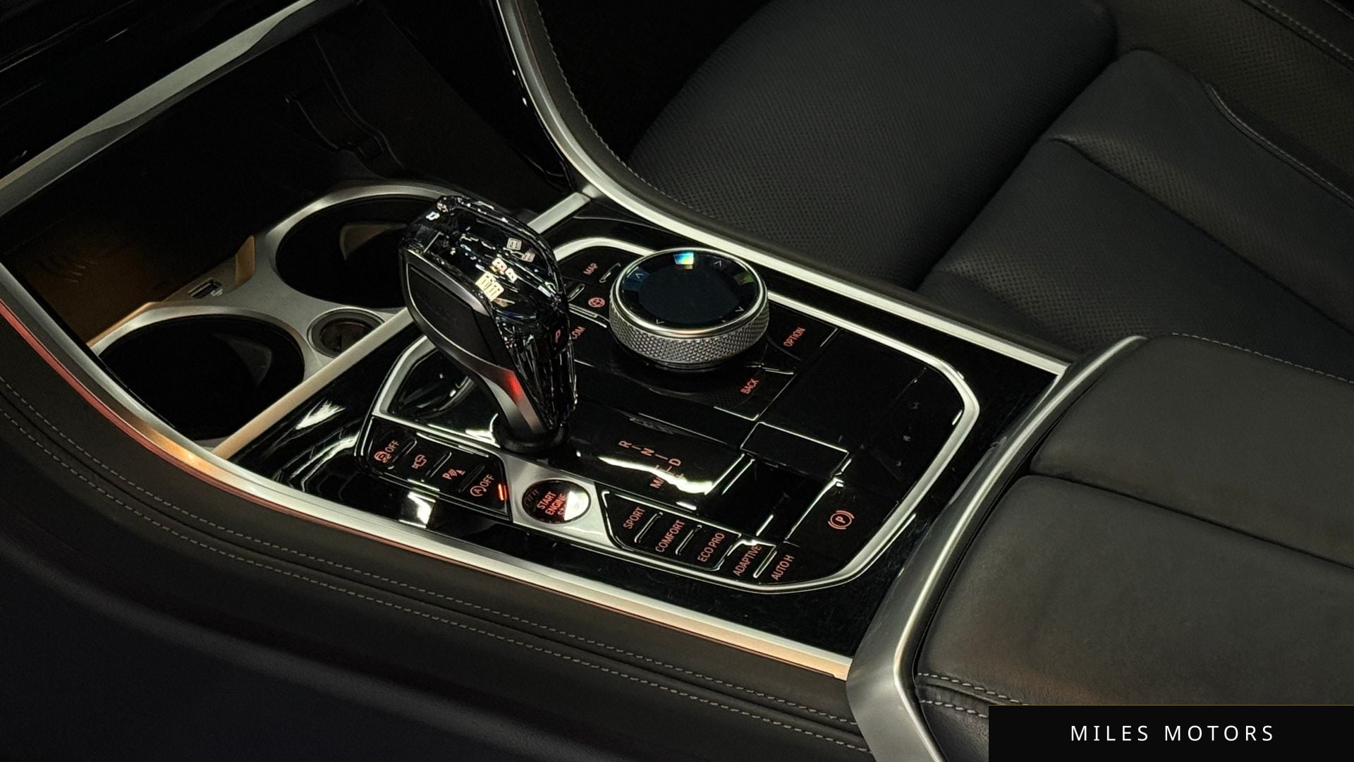 BMW 8 Series (G15) 2024 — миниатюра 9