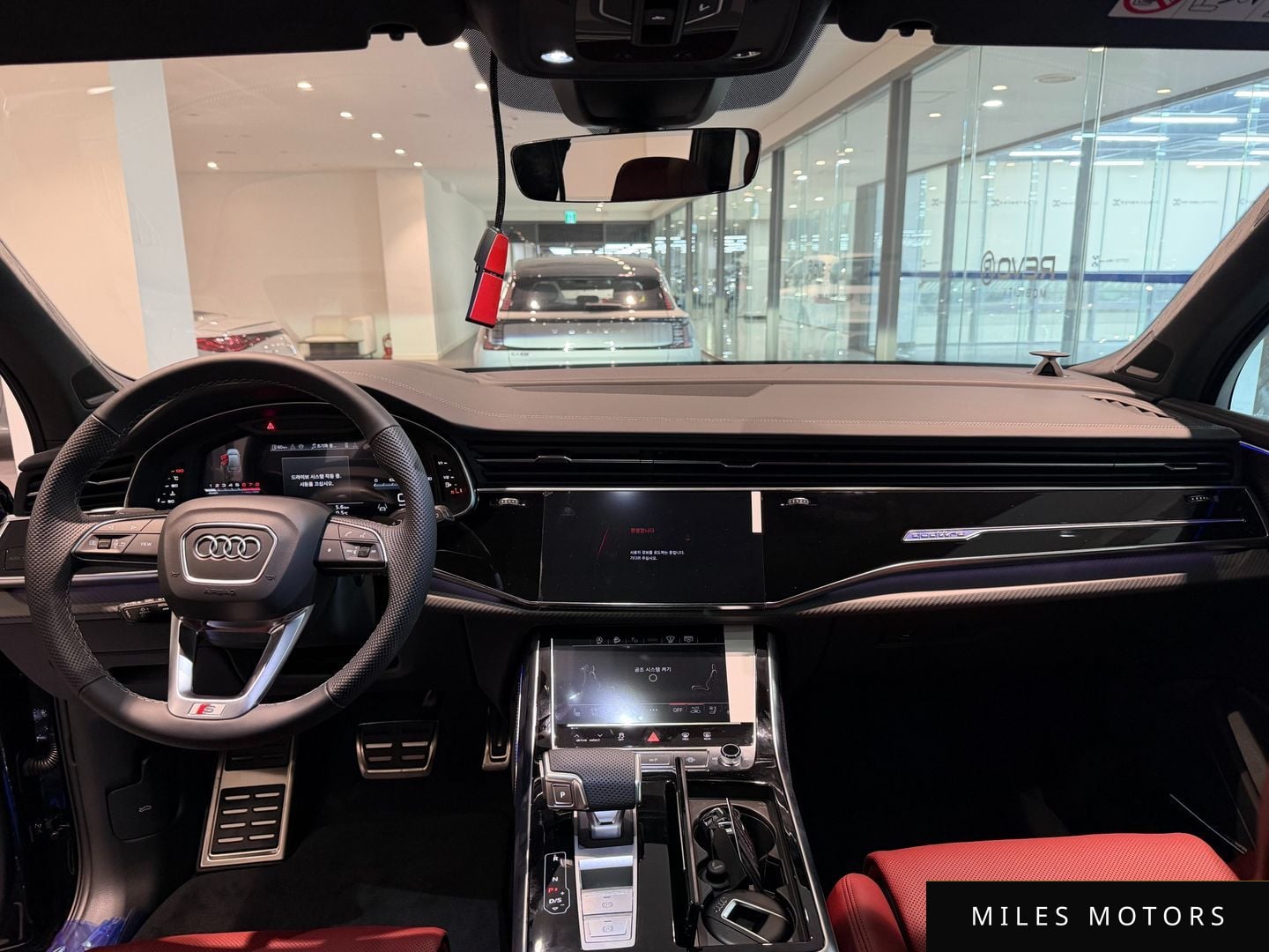 Audi SQ7 (4M) 2026 — миниатюра 9