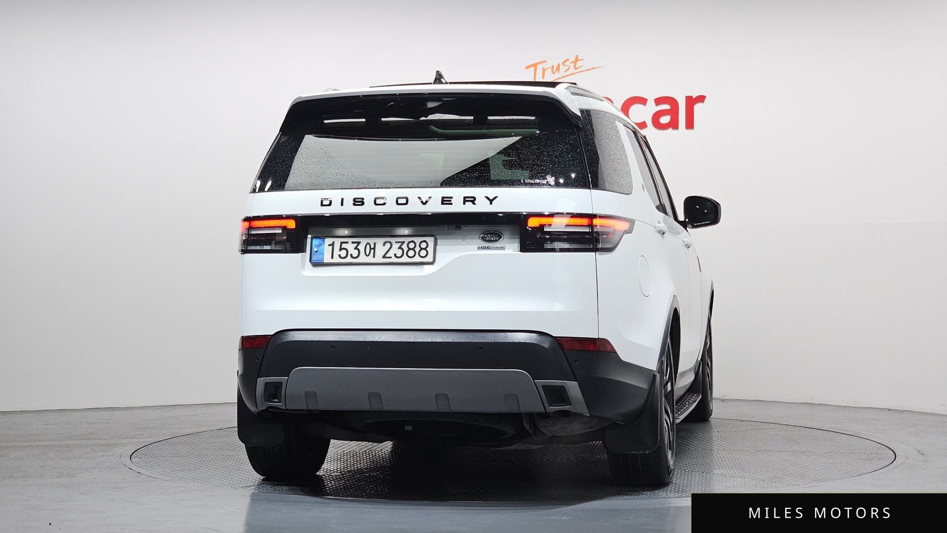 Land Rover Discovery 2018 — миниатюра 4