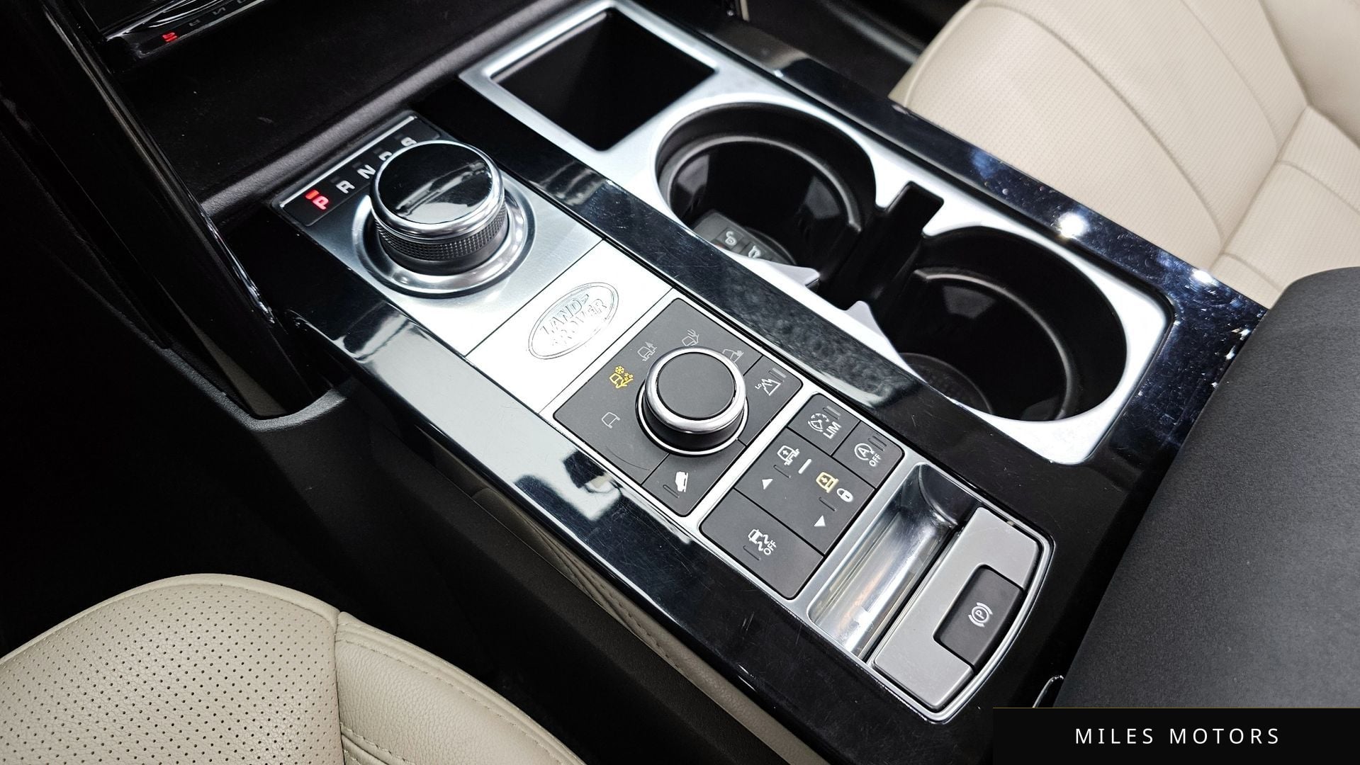 Land Rover Discovery 2018 — миниатюра 9