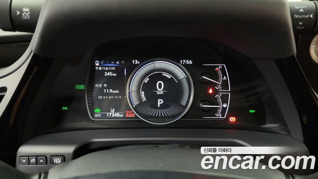 Лексус ES300h 2023 — миниатюра 11