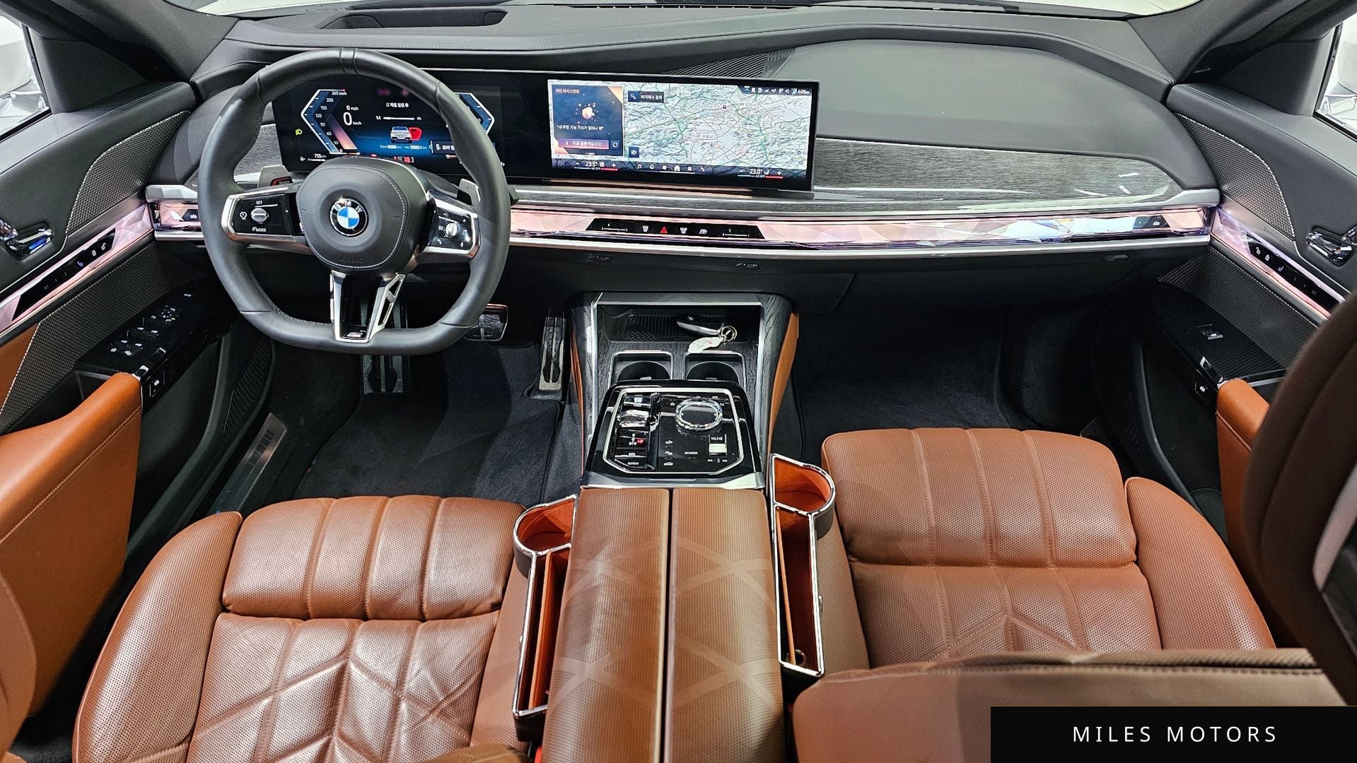 BMW 7 Series (G70) 2024 — миниатюра 10