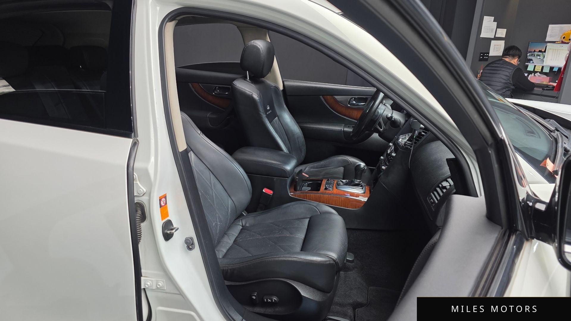 Infiniti FX50 2009 — миниатюра 11