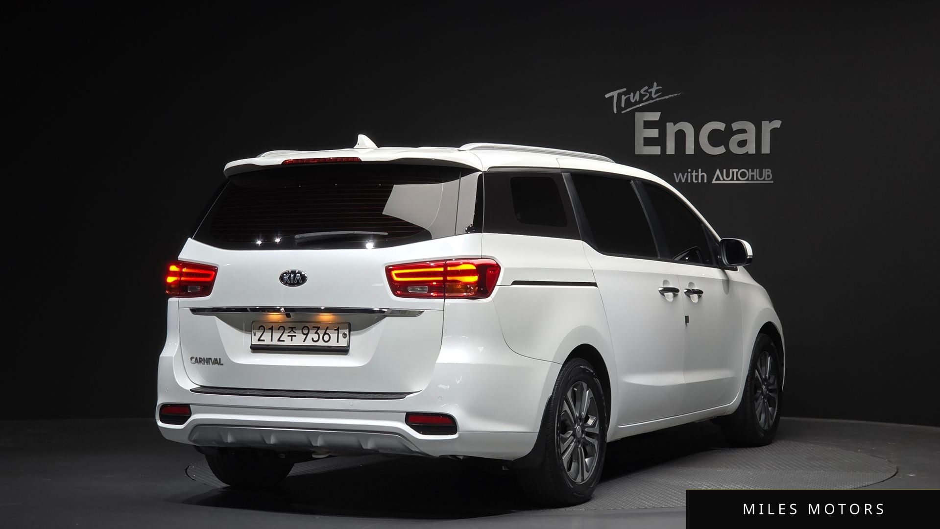 Kia Canival 2019 — миниатюра 2