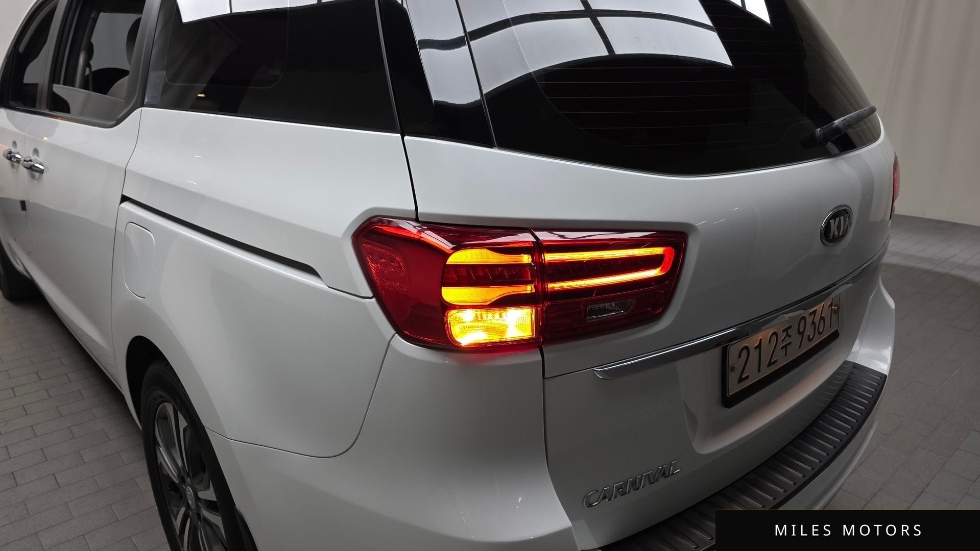 Kia Canival 2019 — миниатюра 9