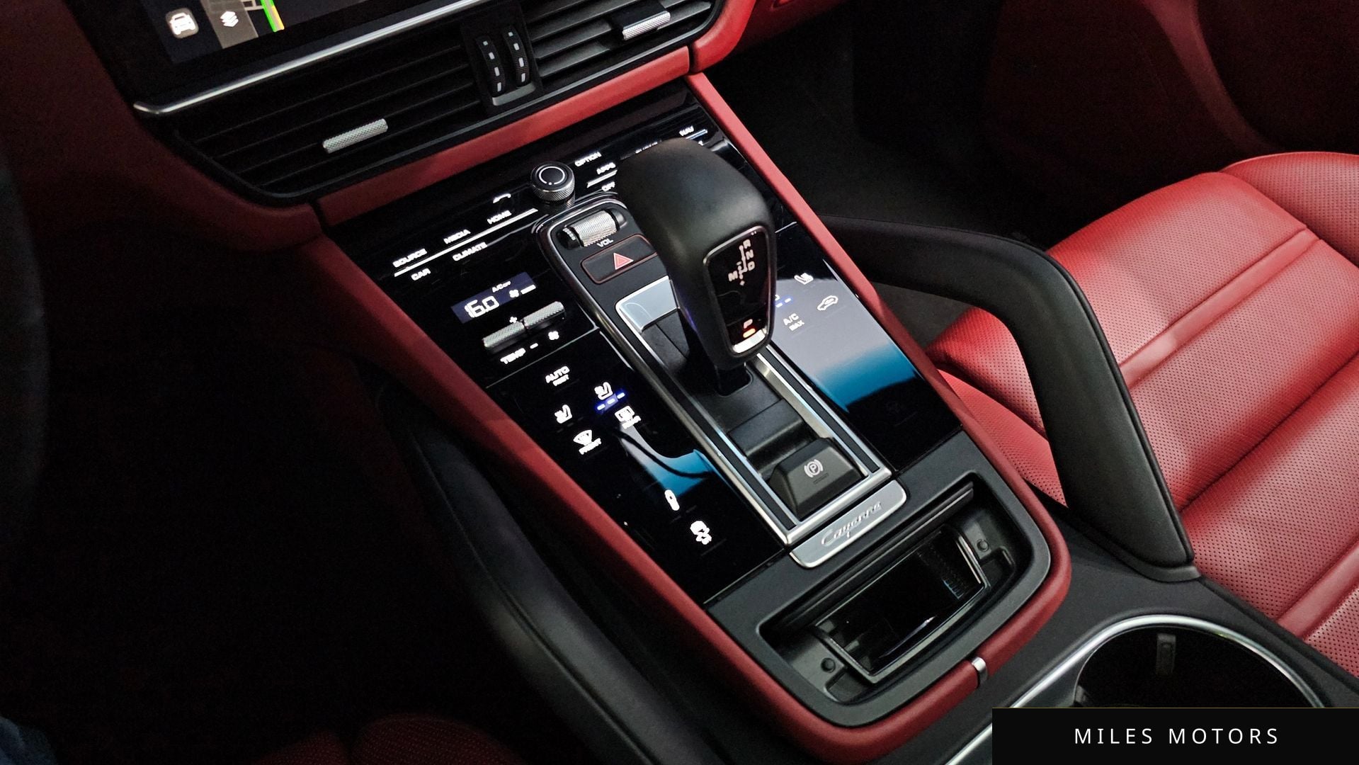 Porsche Cayenne 2023 — миниатюра 9