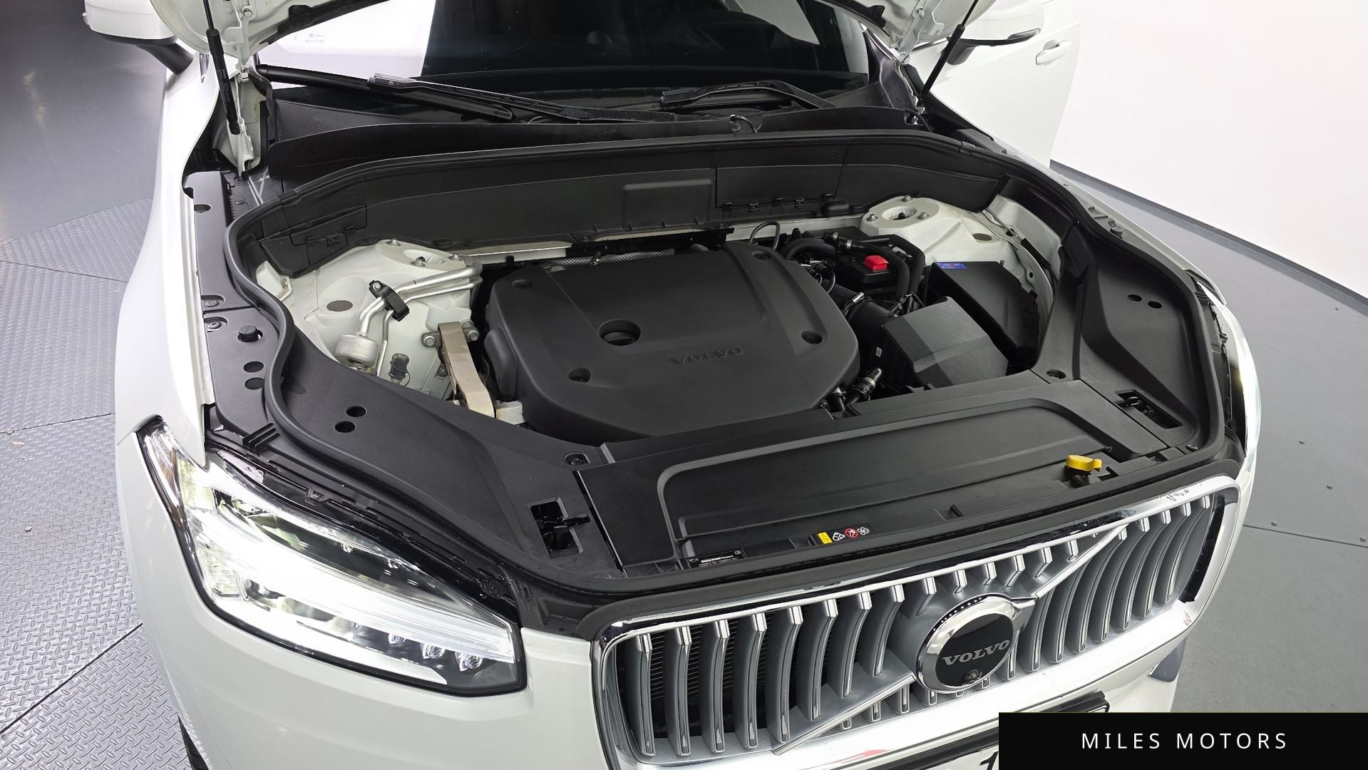 Volvo XC90 2025 — миниатюра 6