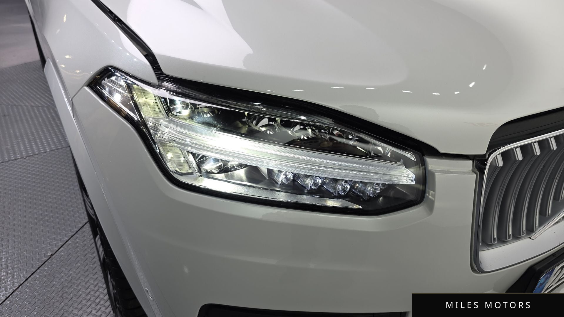 Volvo XC90 2025 — миниатюра 8