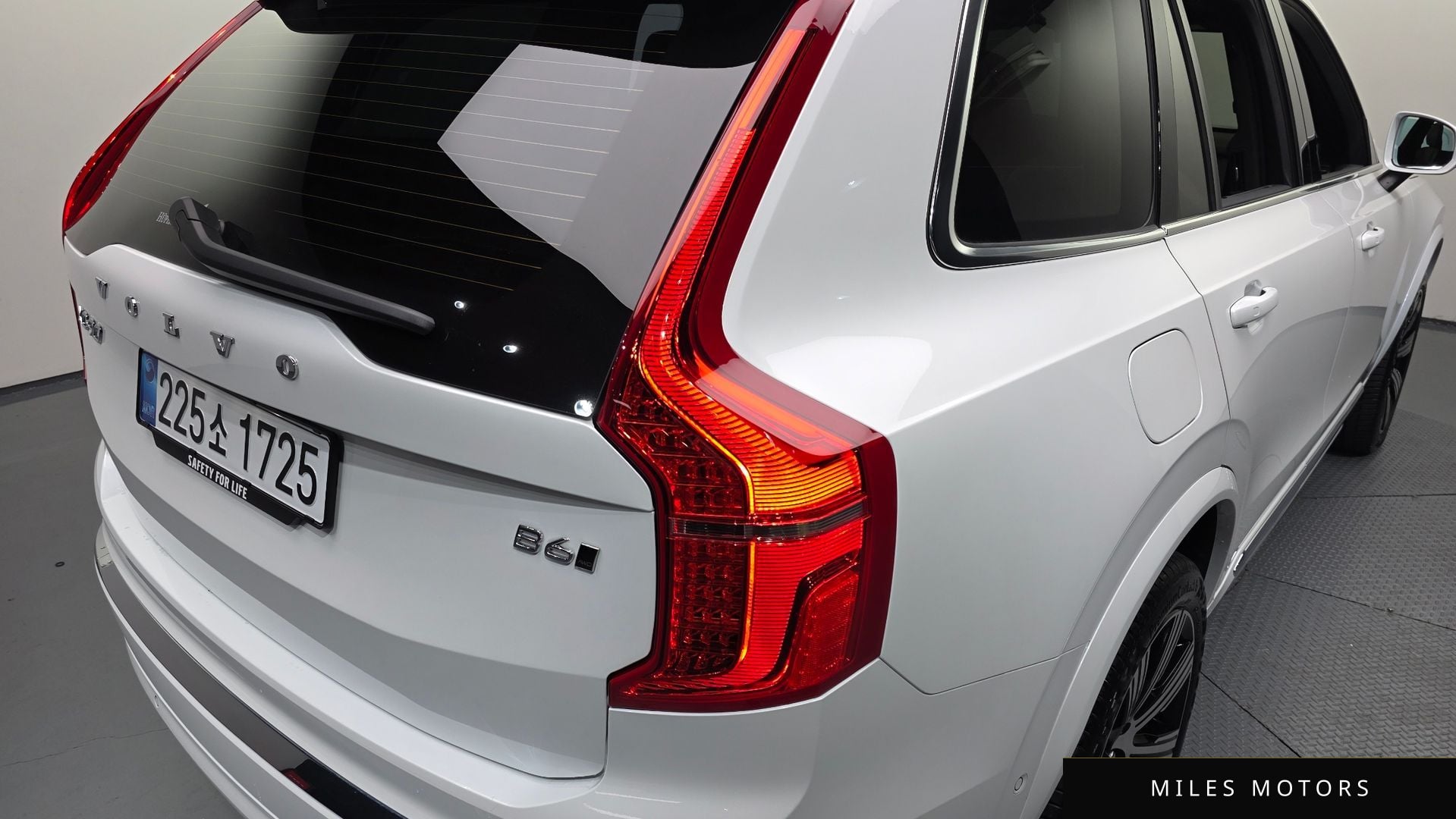 Volvo XC90 2025 — миниатюра 9