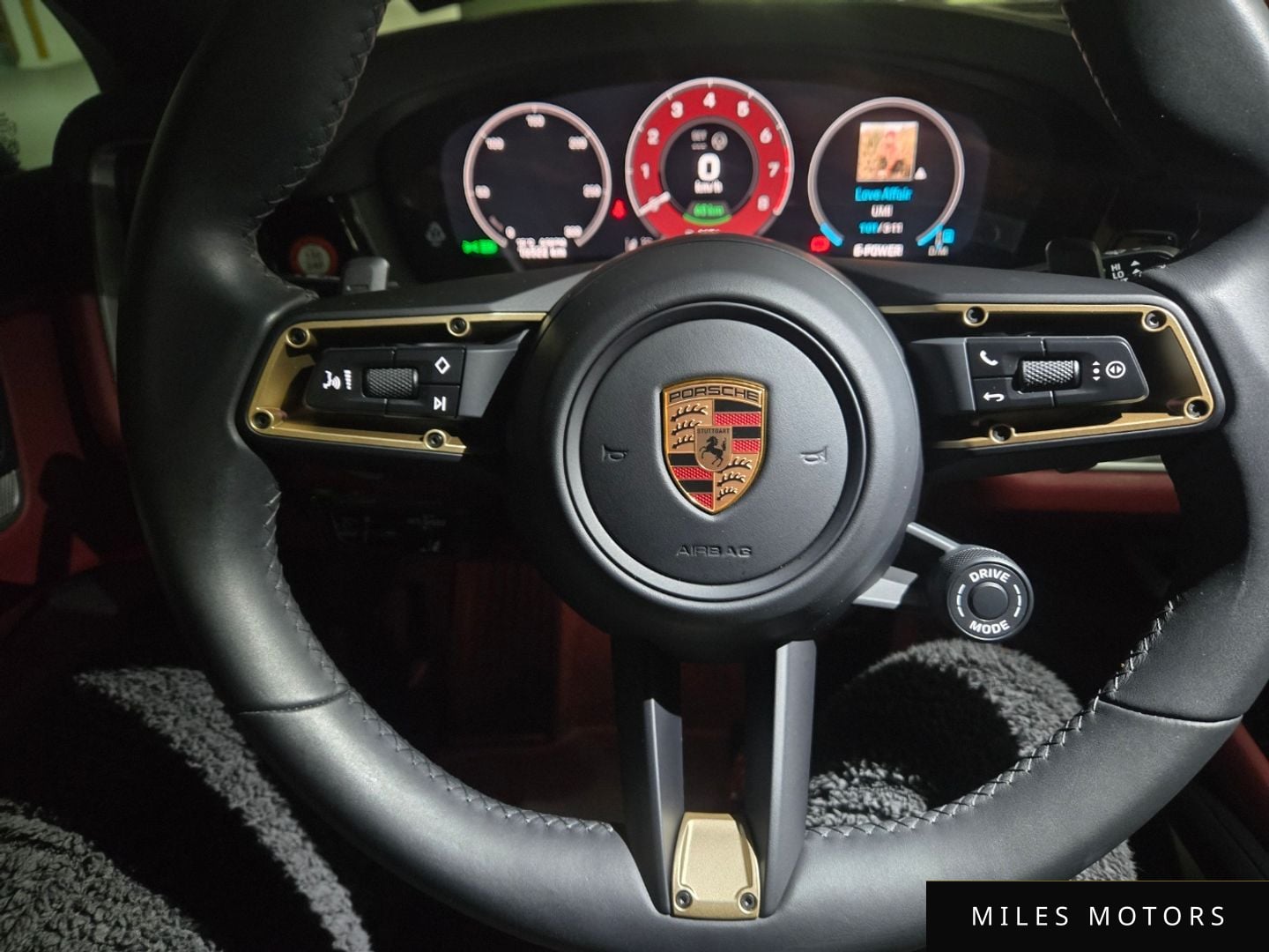 Porsche Cayenne 2025 — миниатюра 8