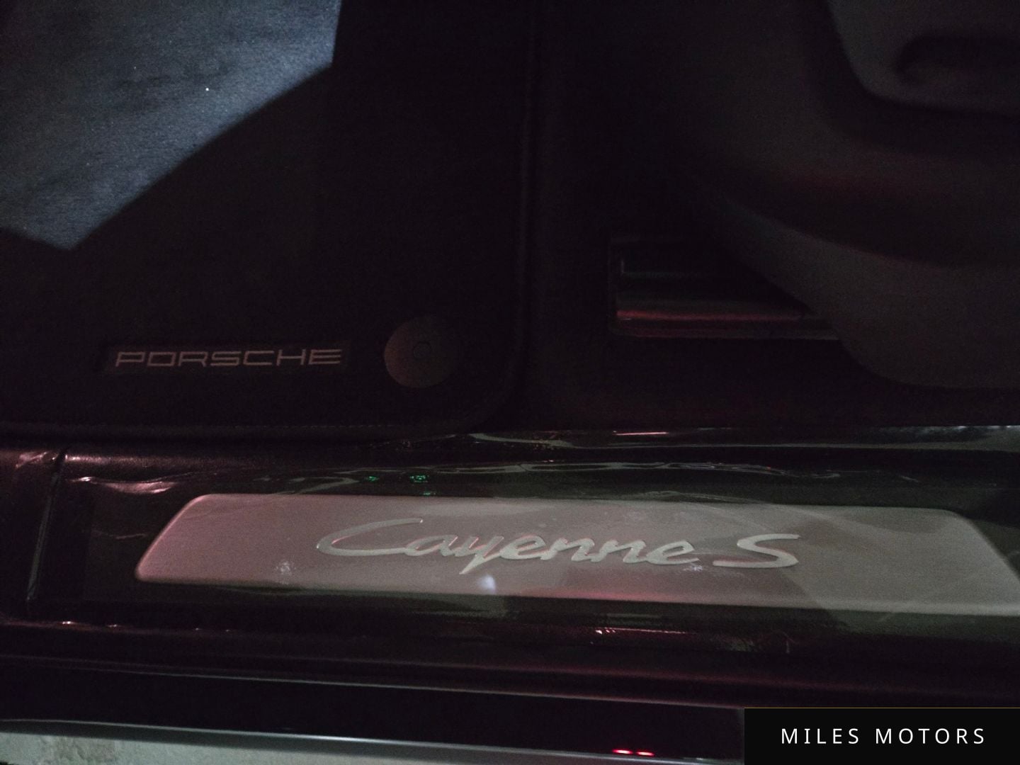 Porsche Cayenne 2025 — миниатюра 10