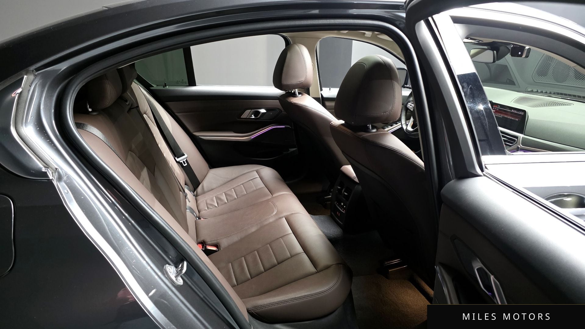 BMW 3시리즈 (G20) 2021 — миниатюра 17