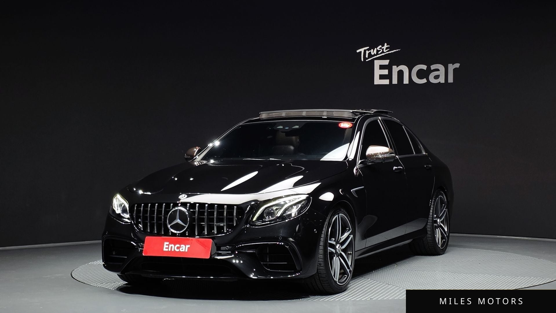 Mercedes-Benz E-Class W213 2018 — фото 1 из 12