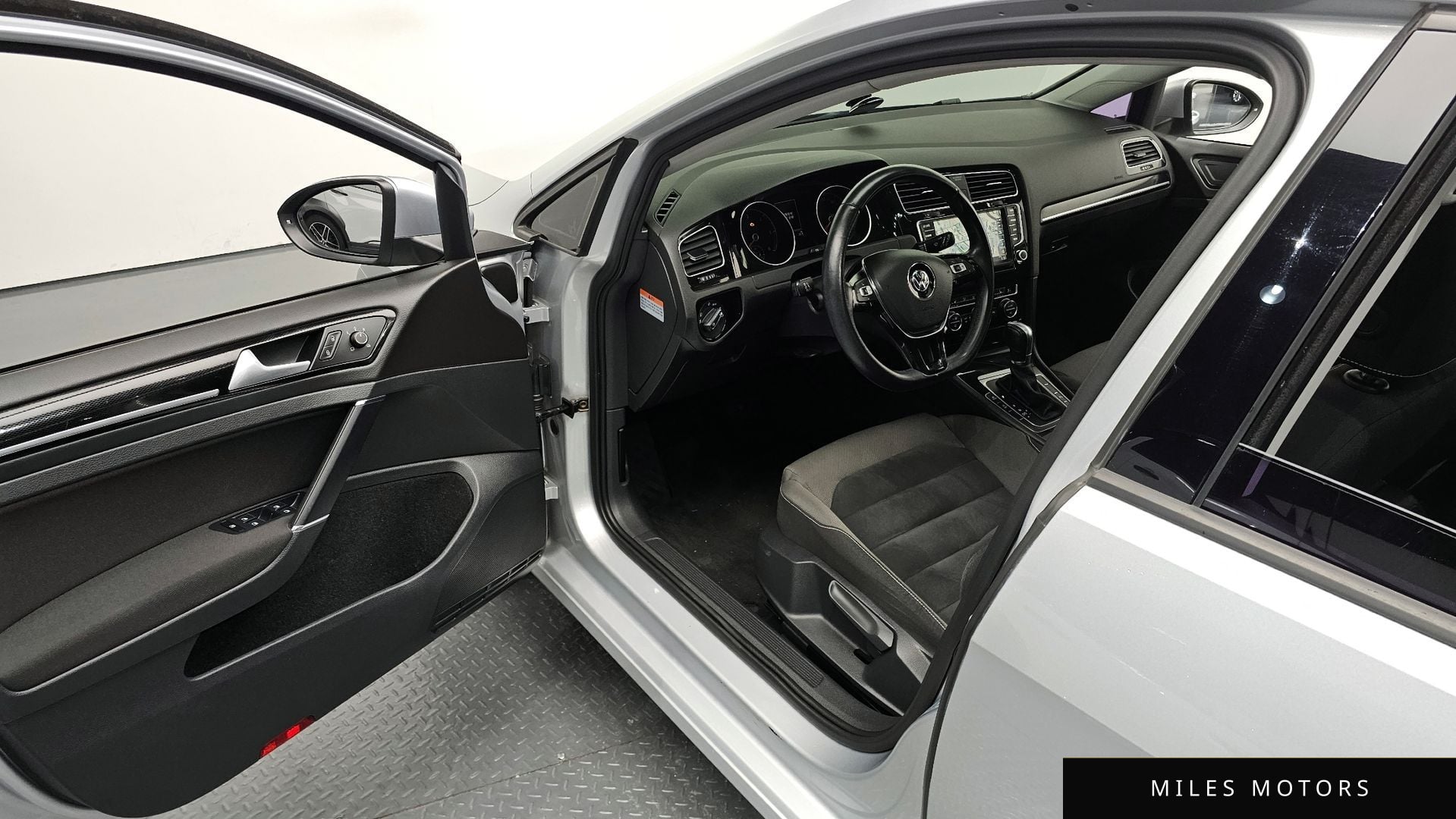 Volkswagen Golf 2015 — миниатюра 10