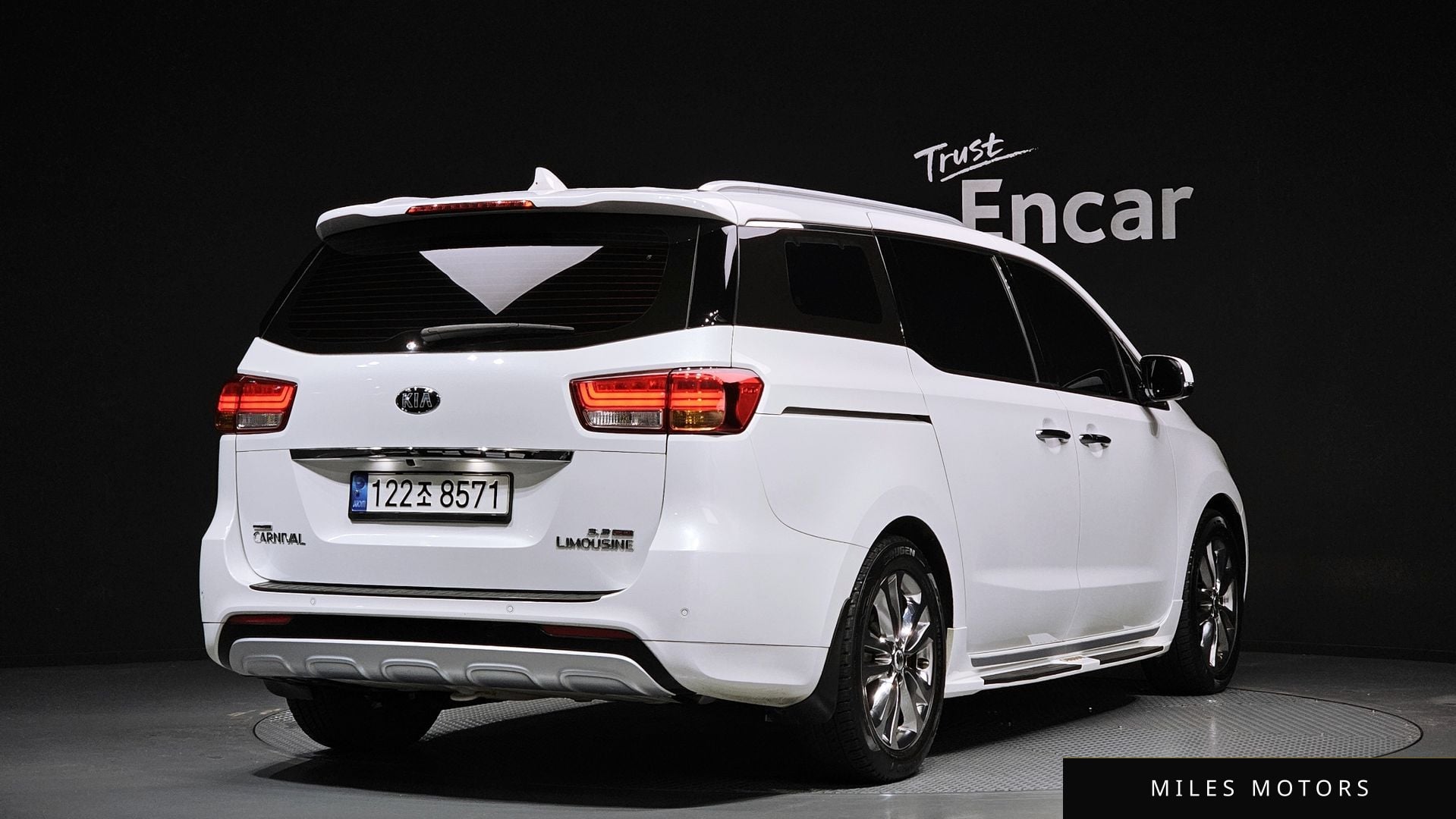 Kia Canival 2017 — миниатюра 2