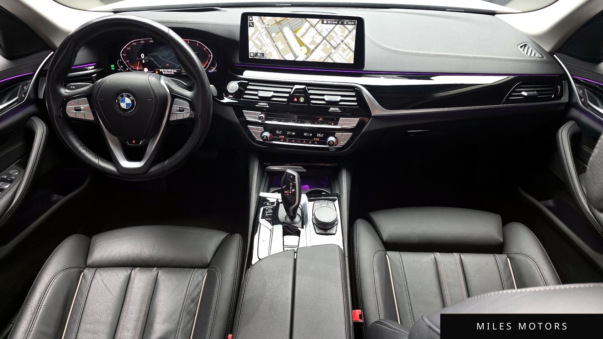 BMW 5 Series (G30) 2022 — миниатюра 10