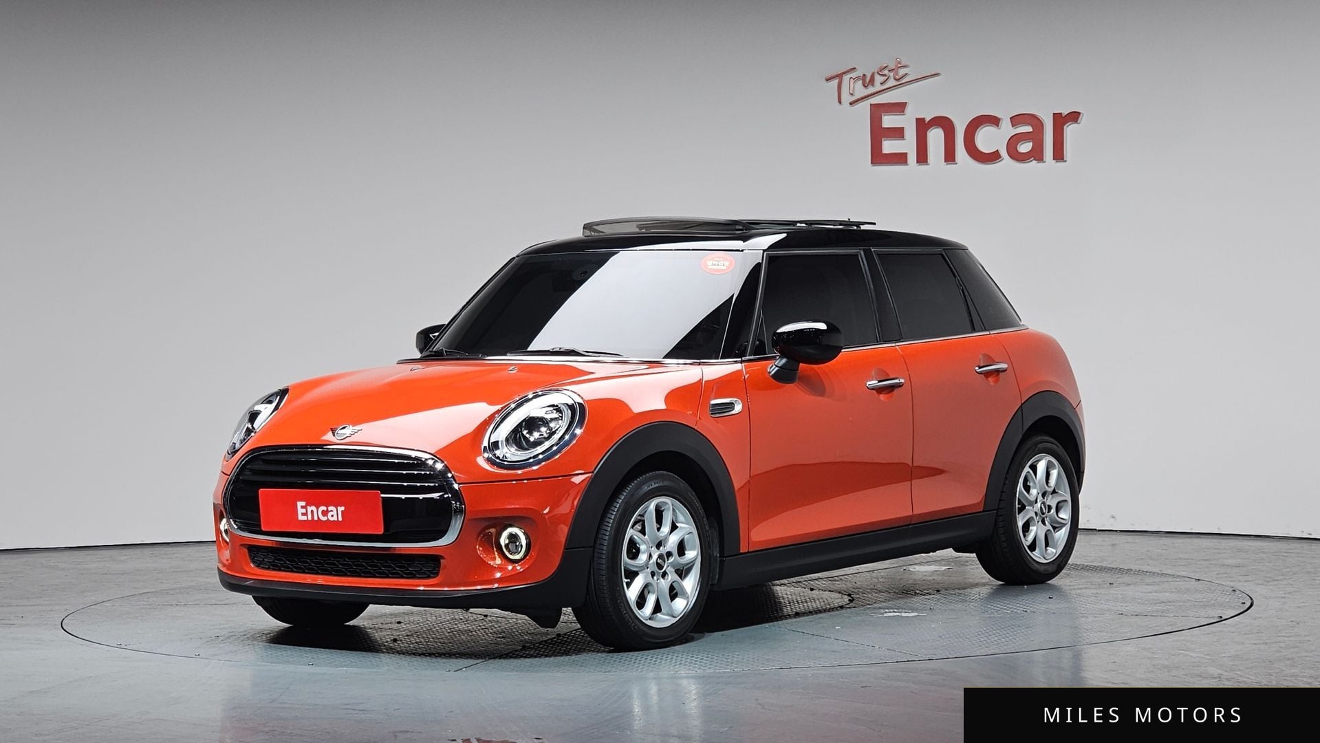 MINI Cooper 2021 — фото 1 из 12