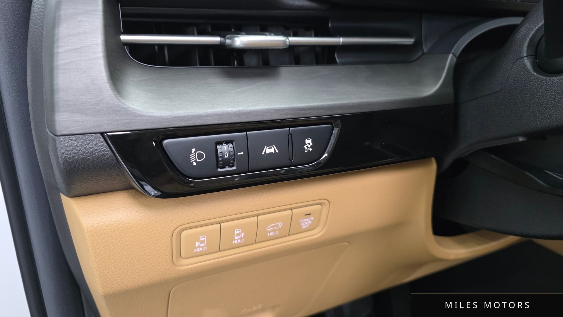 Kia Carnival 2021 — миниатюра 12
