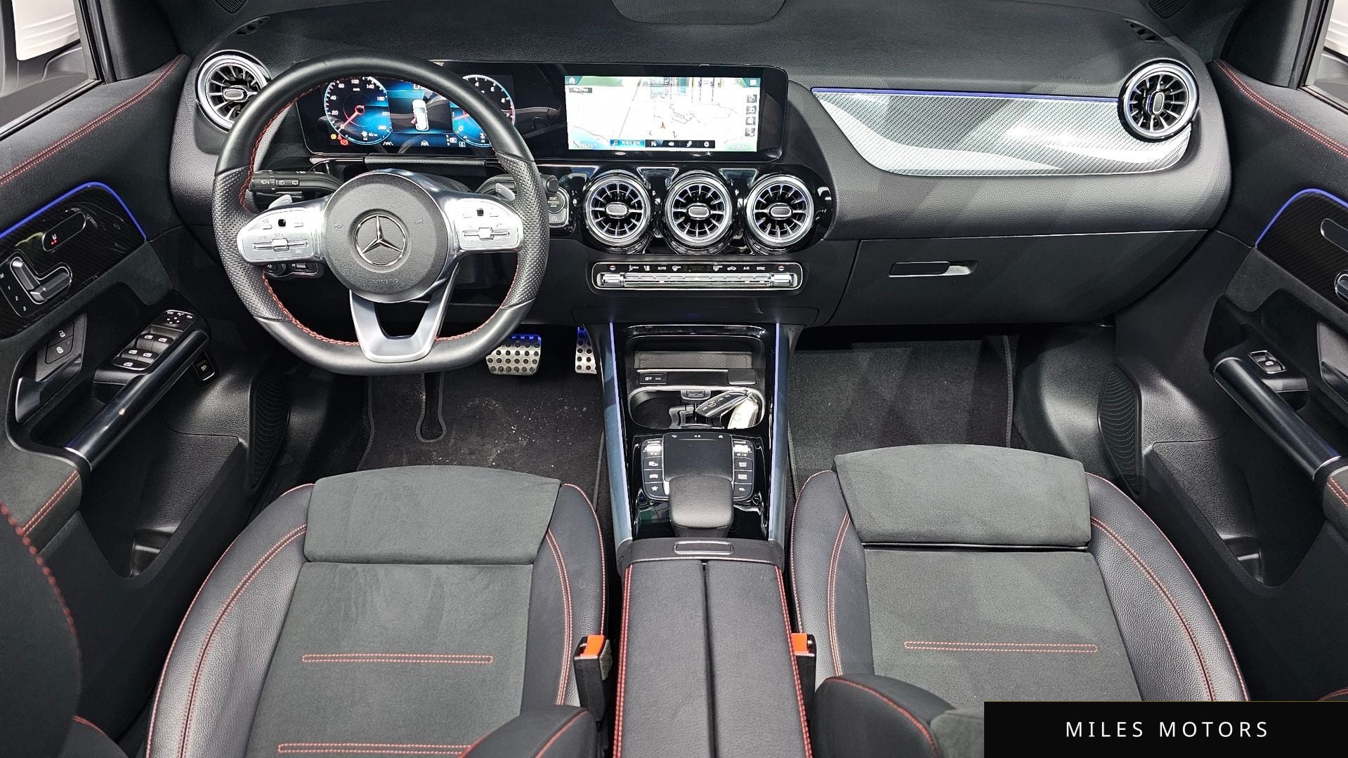 Mercedes-Benz GLA-Class H247 2023 — миниатюра 10