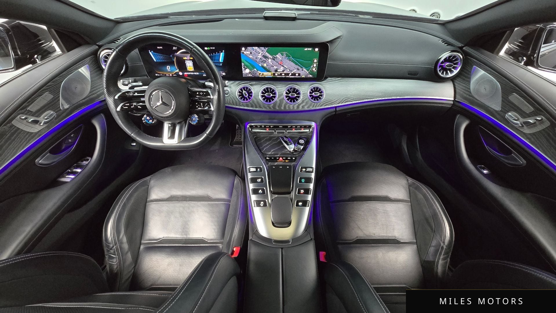 Mercedes-Benz AMG GT 2023 — миниатюра 7