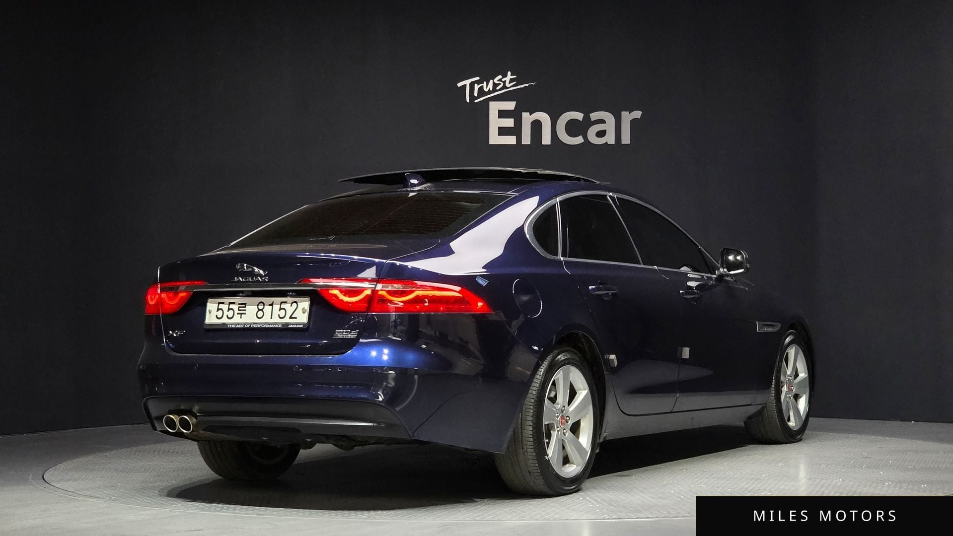 Jaguar XF (X260) 2017 — миниатюра 2