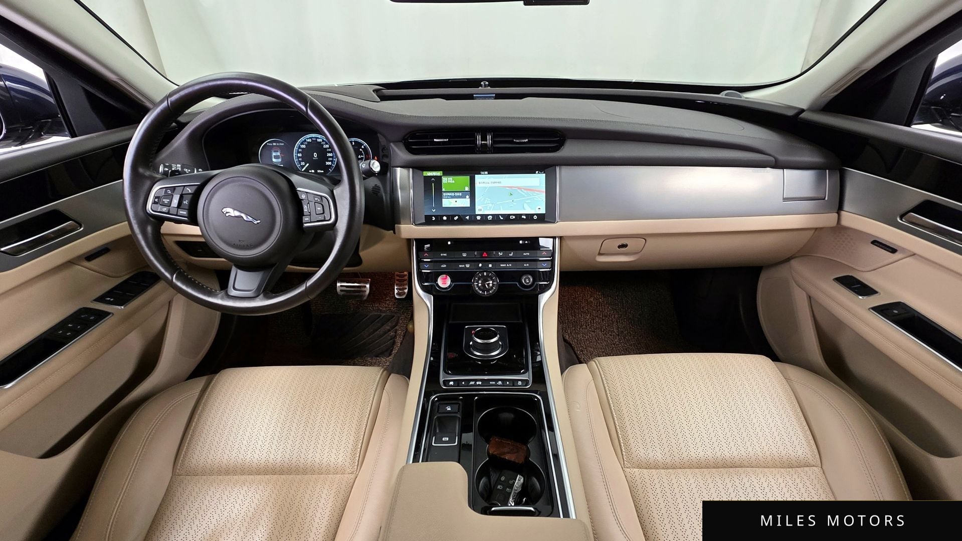 Jaguar XF (X260) 2017 — миниатюра 7