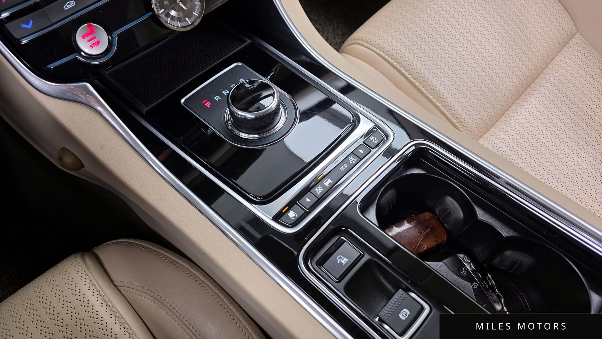 Jaguar XF (X260) 2017 — миниатюра 9