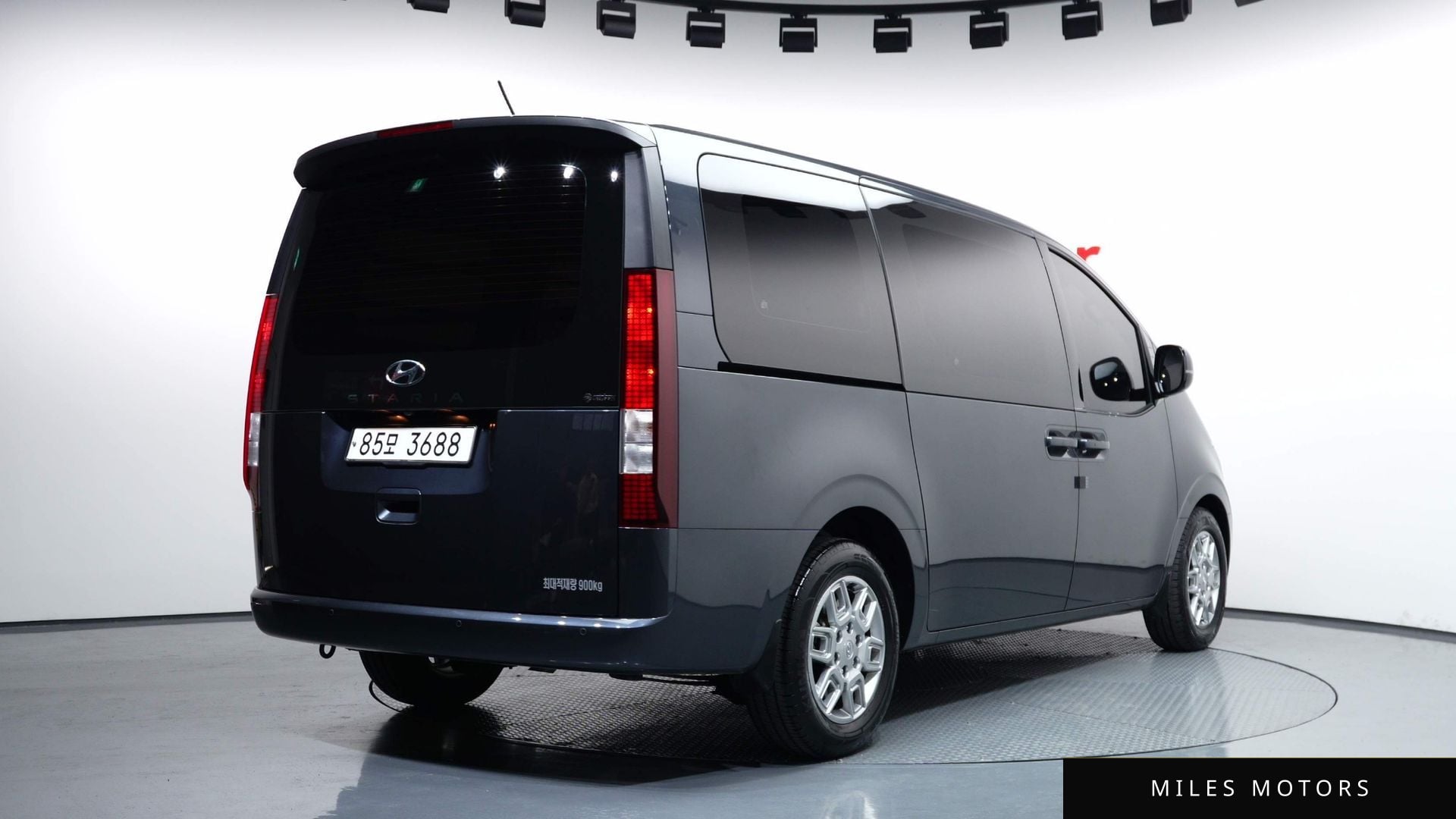 Hyundai Staria 2022 — миниатюра 2