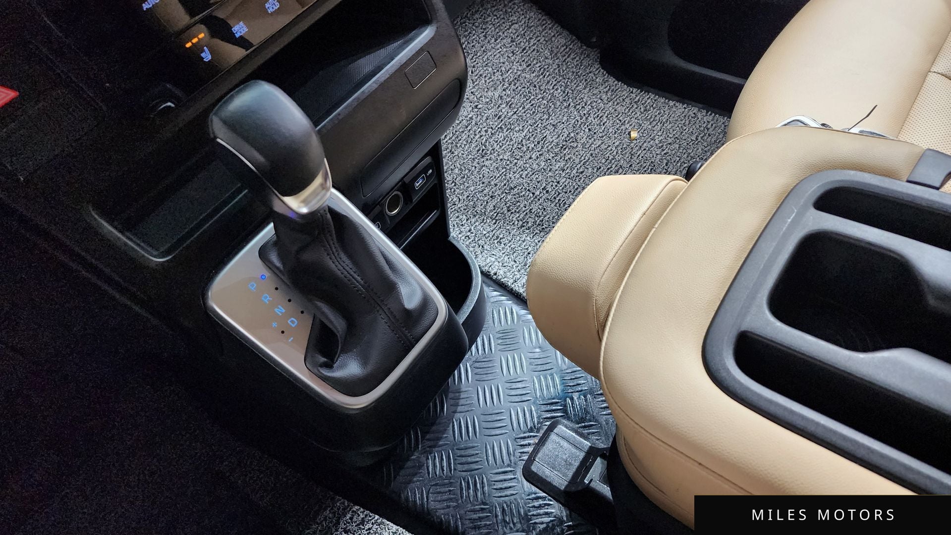 Hyundai Staria 2022 — миниатюра 12