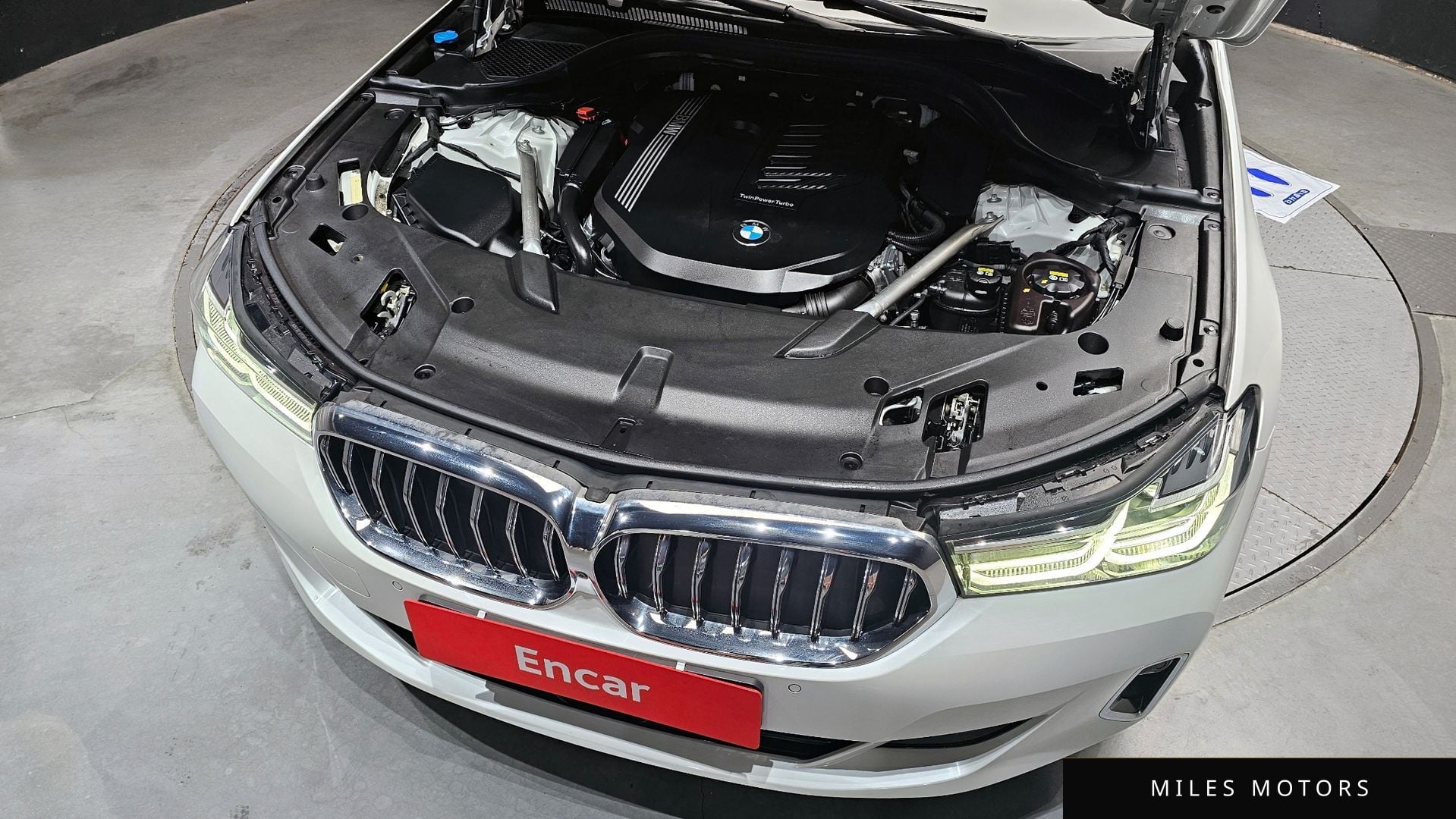 BMW 6 Series GT (G32) 2021 — миниатюра 6