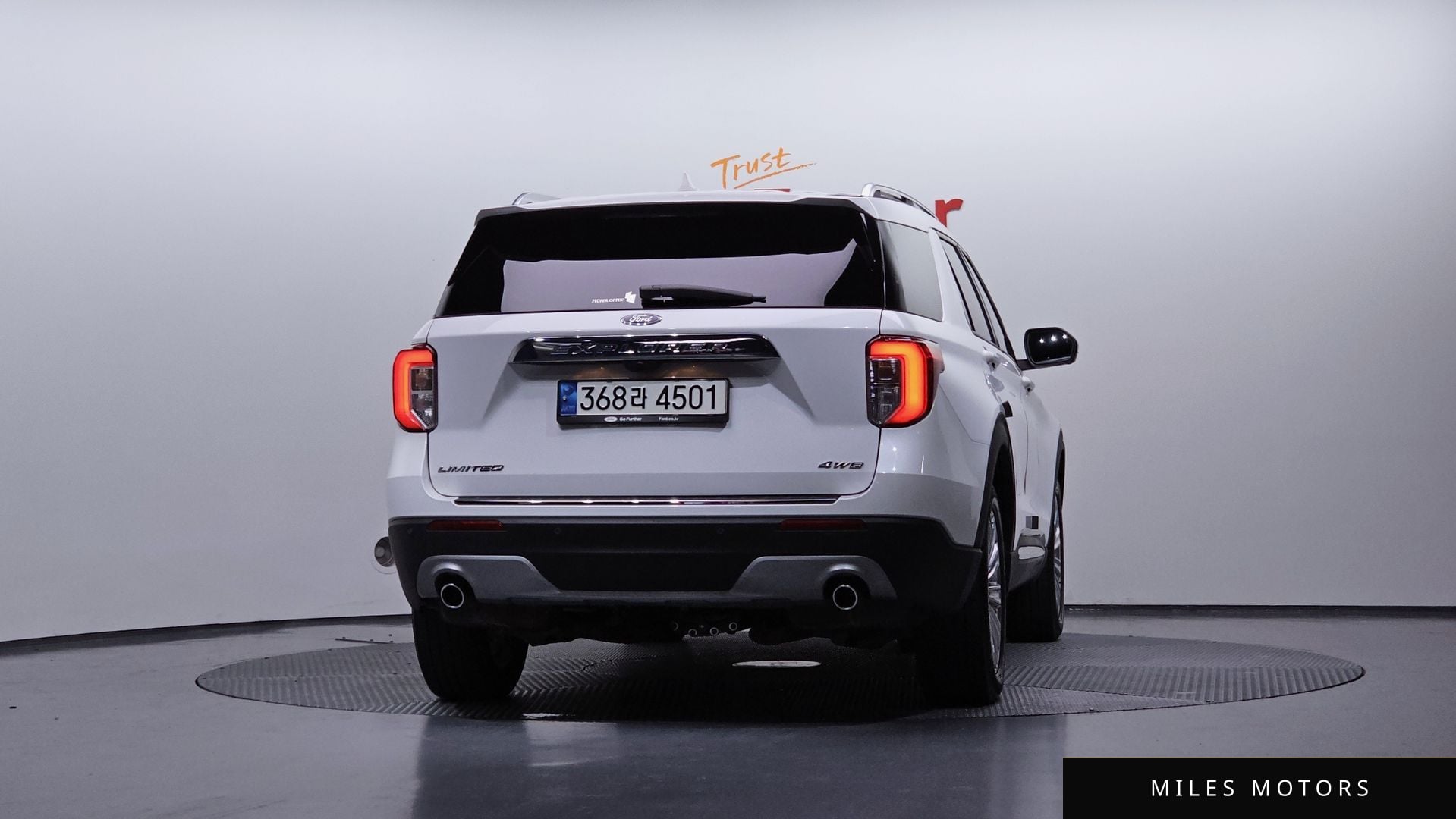 Ford Explorer 2021 — миниатюра 4