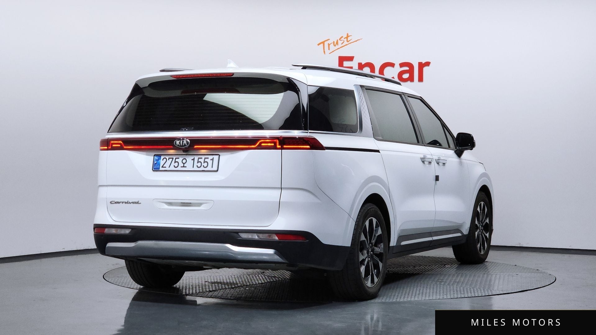 Kia Carnival 2021 — миниатюра 2