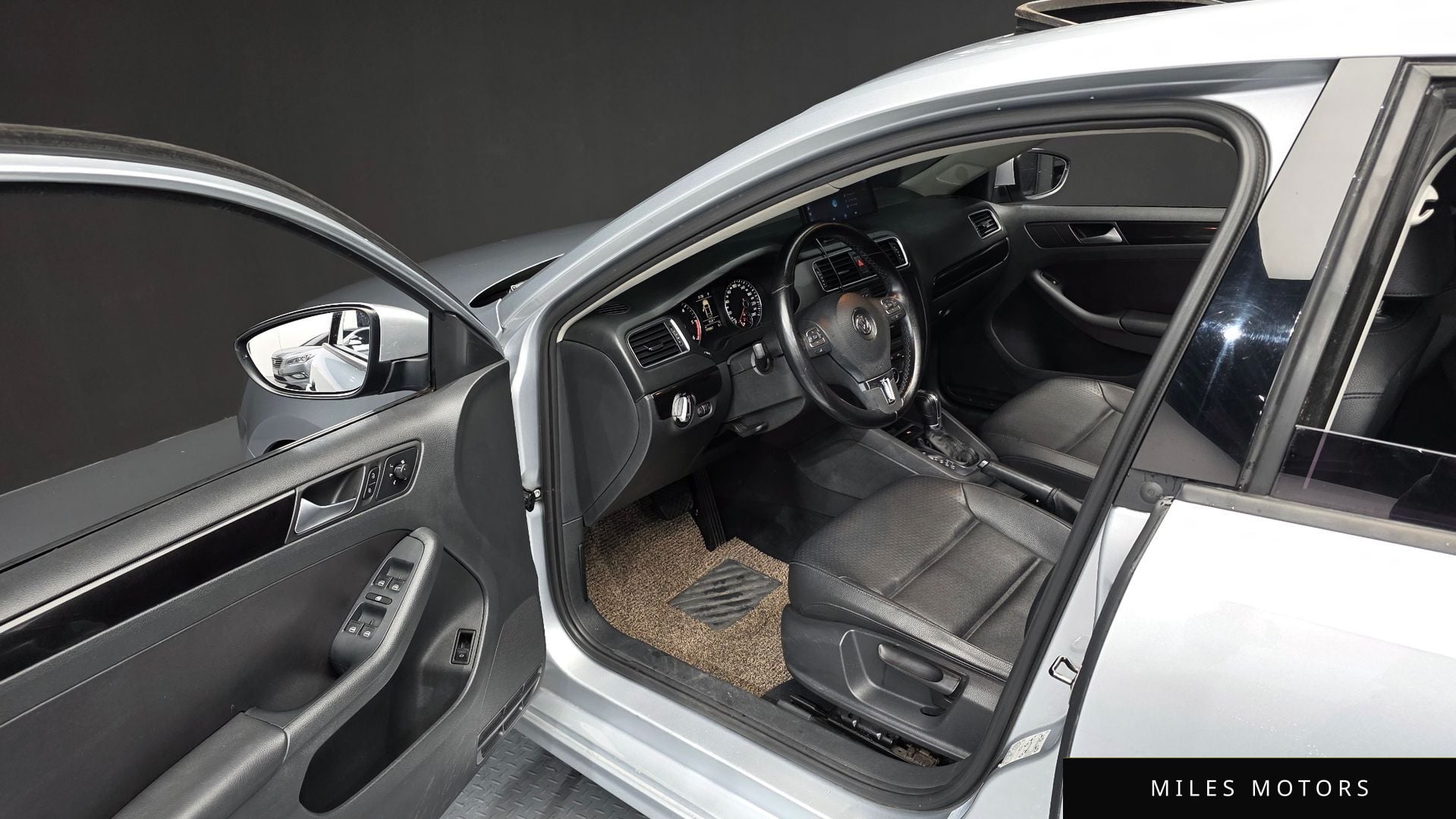 Volkswagen Jetta 2013 — миниатюра 10